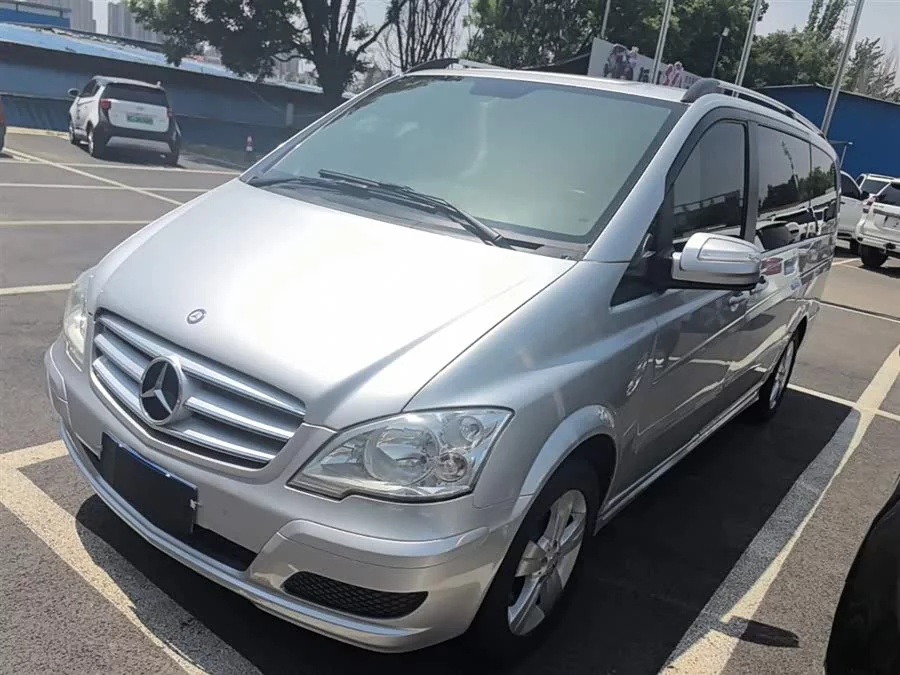Mercedes Benz Viano