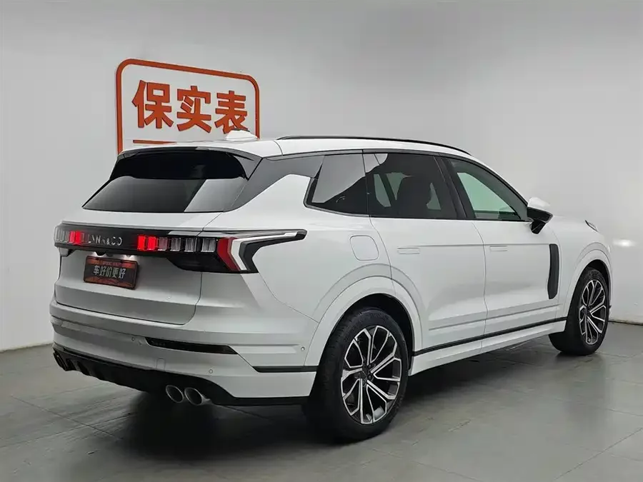 Lynk & Co 09 EM-P