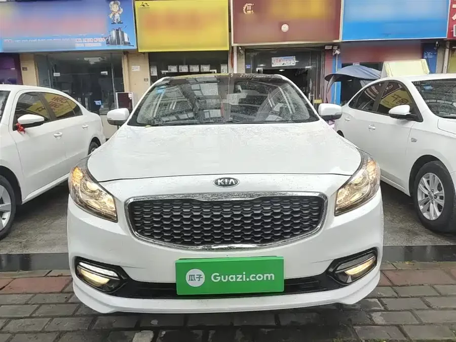 Kia K4