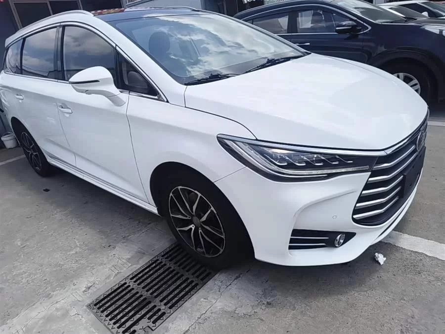 BYD Song MAX