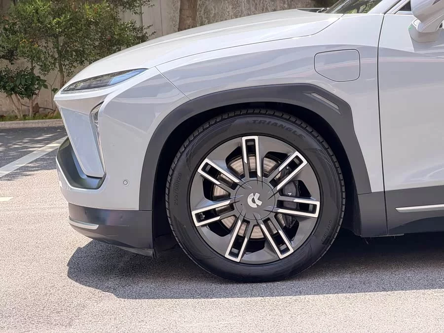 NIO EC6