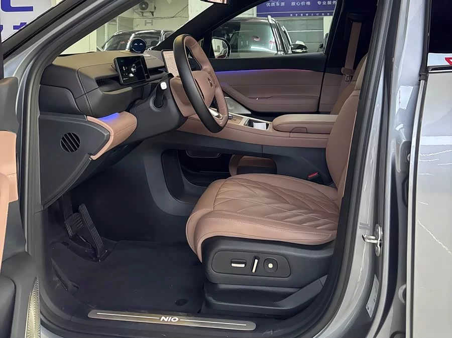 NIO ES6