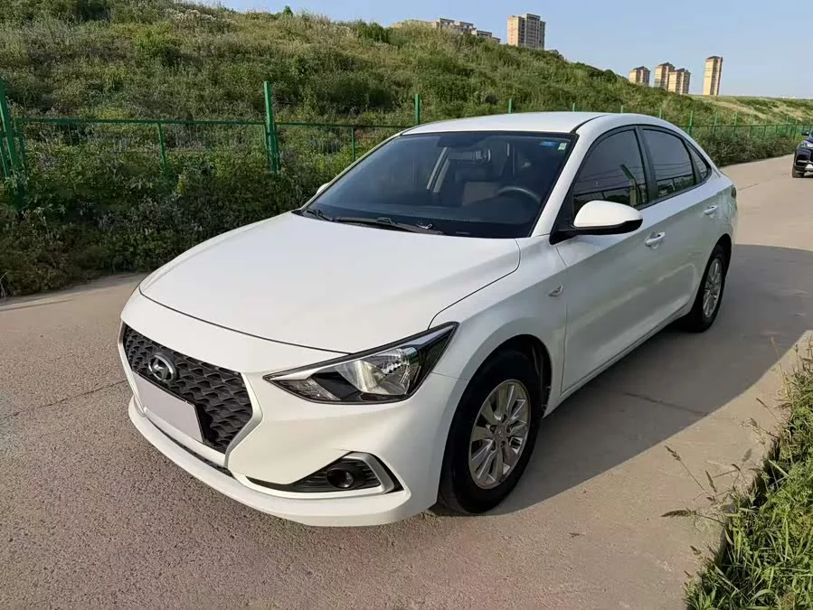 Hyundai Elantra / Celesta