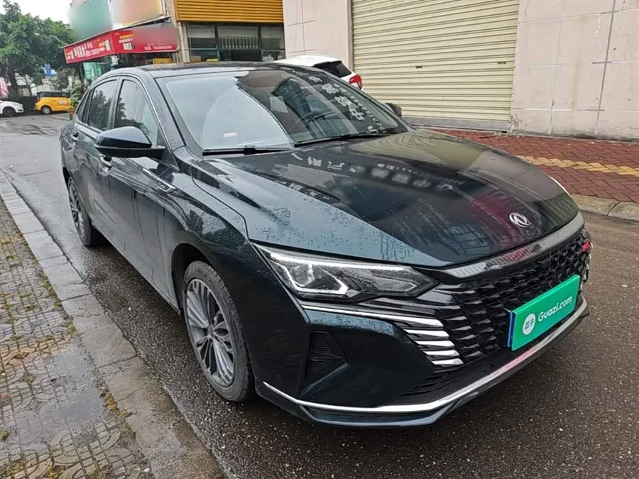 Dongfeng Yixuan MAX