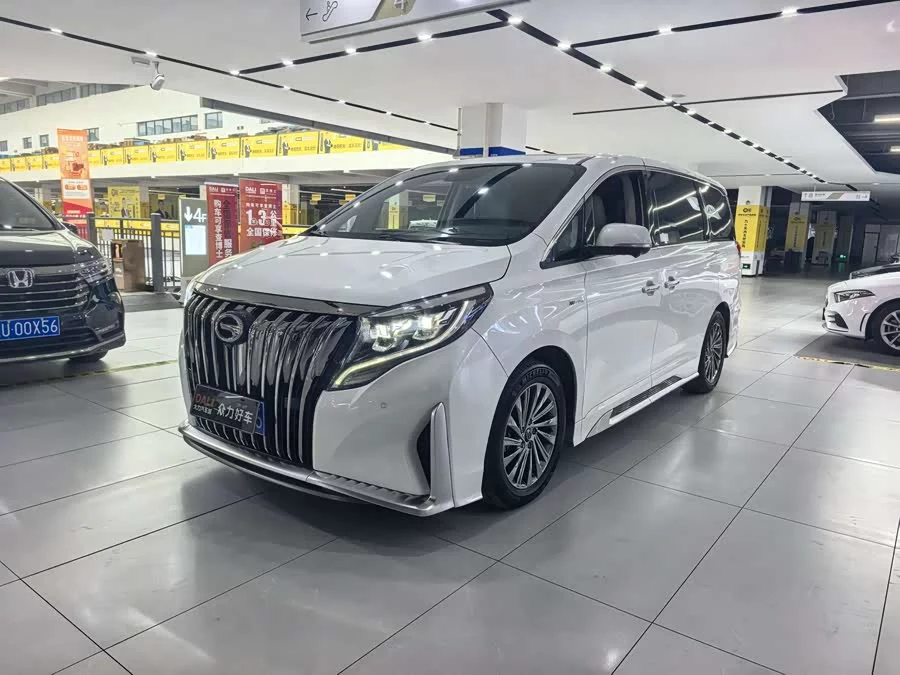 GAC Trumpchi M8