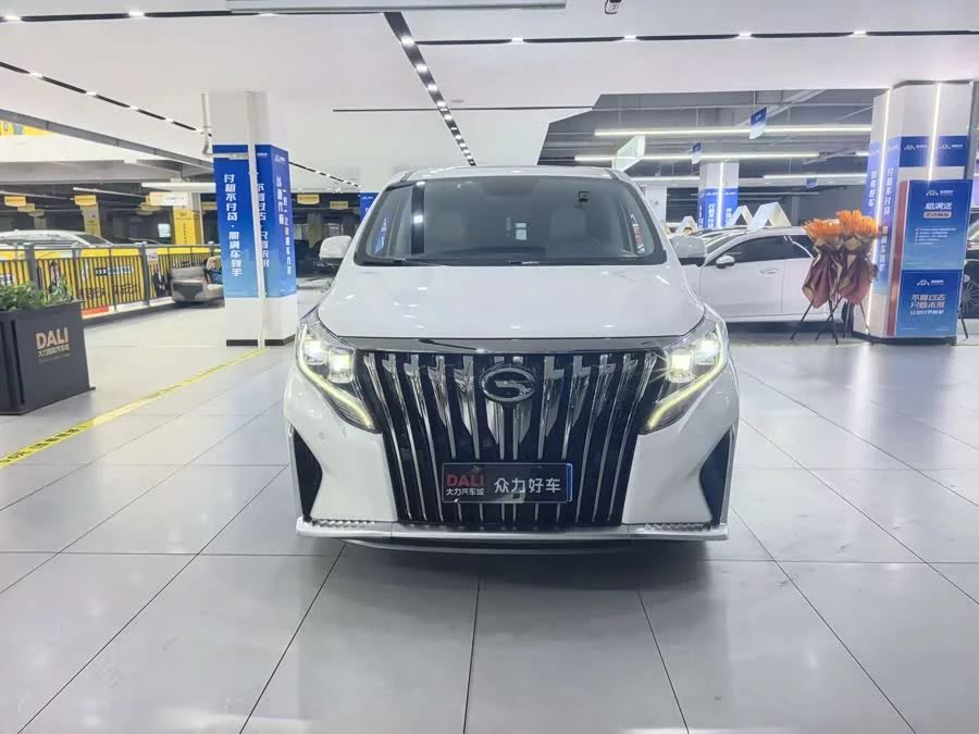 GAC Trumpchi M8