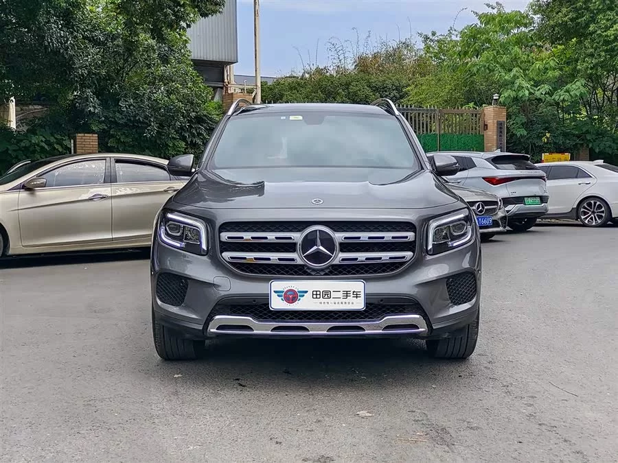 Mercedes Benz GLB