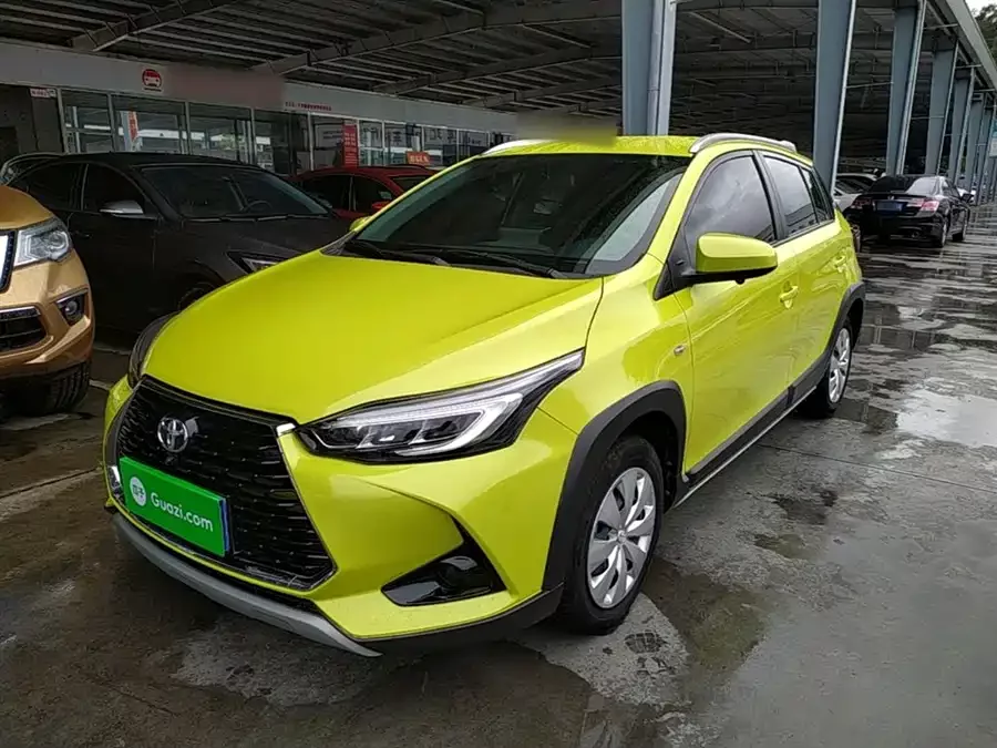Toyota YARiS L