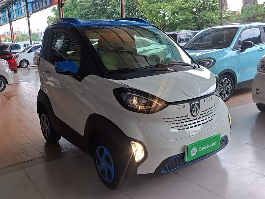 Baojun E100