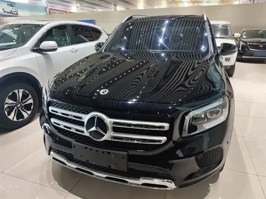 Mercedes Benz GLB