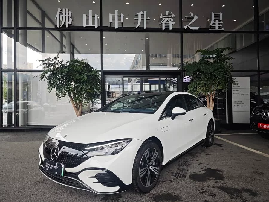 Mercedes Benz EQE