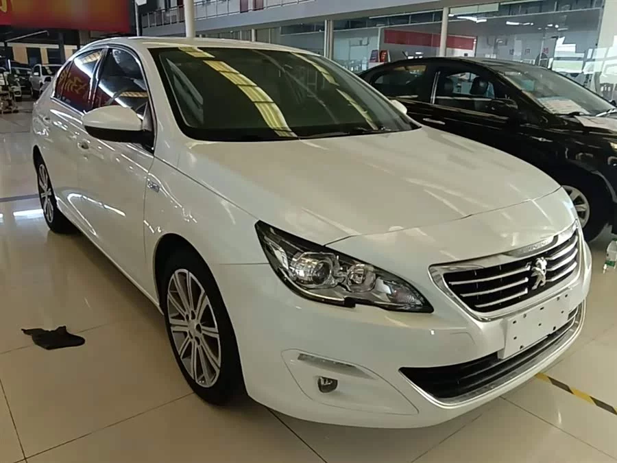 Peugeot 408