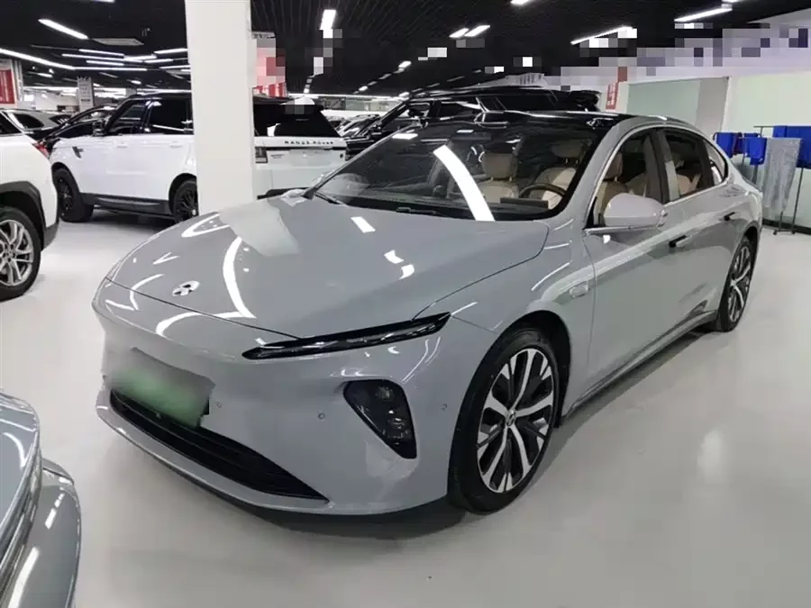 NIO ET7