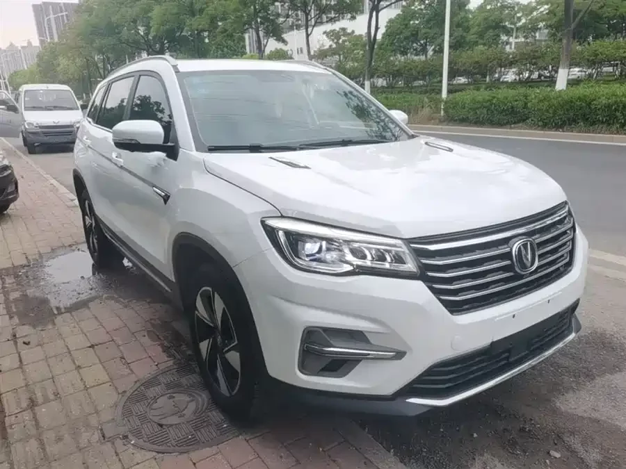 Changan CS75