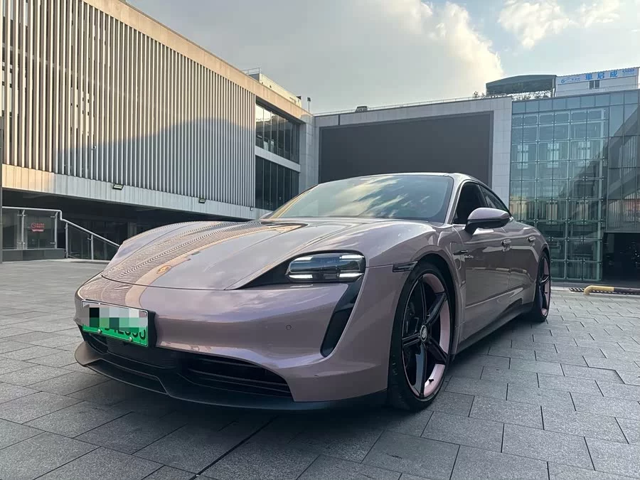 Porsche Taycan