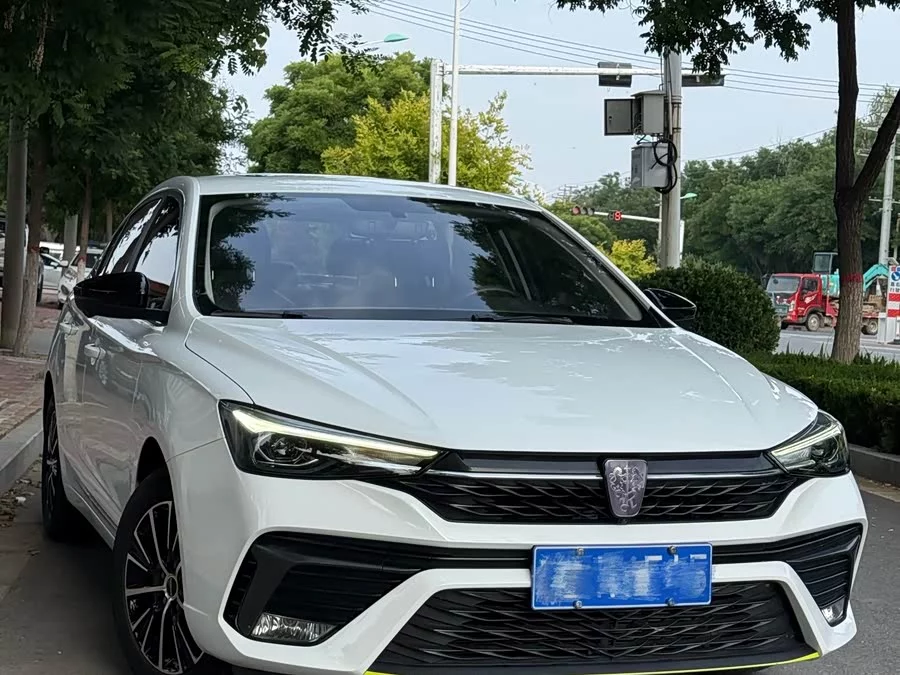 Roewe i5
