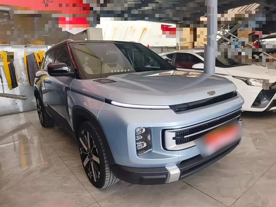 Geely ICON