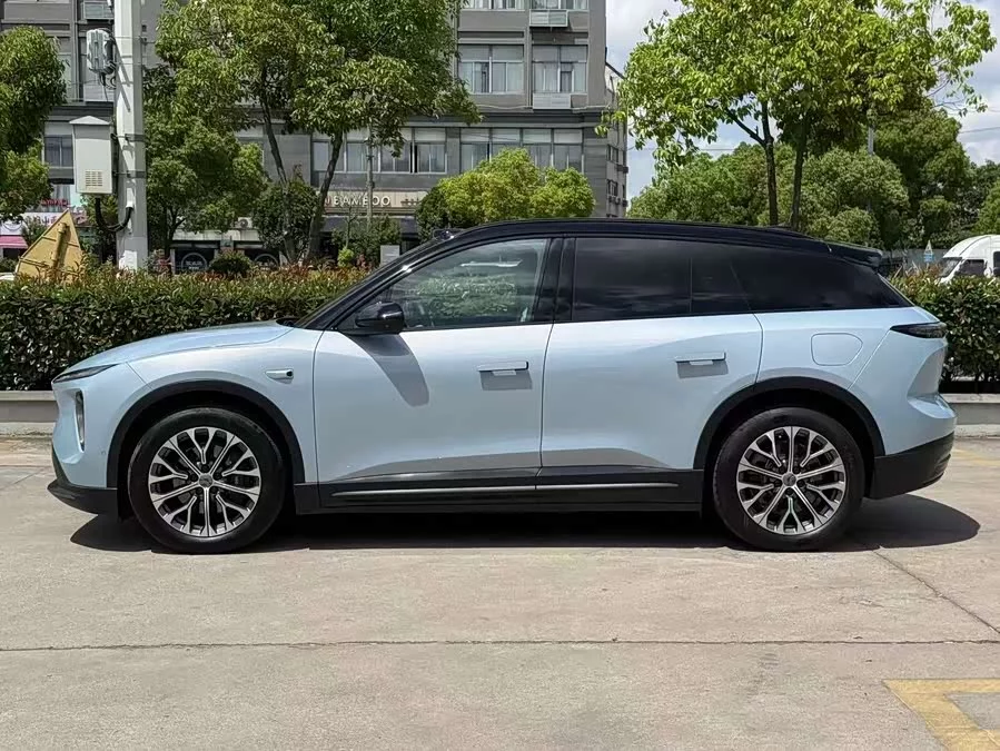 NIO ES6