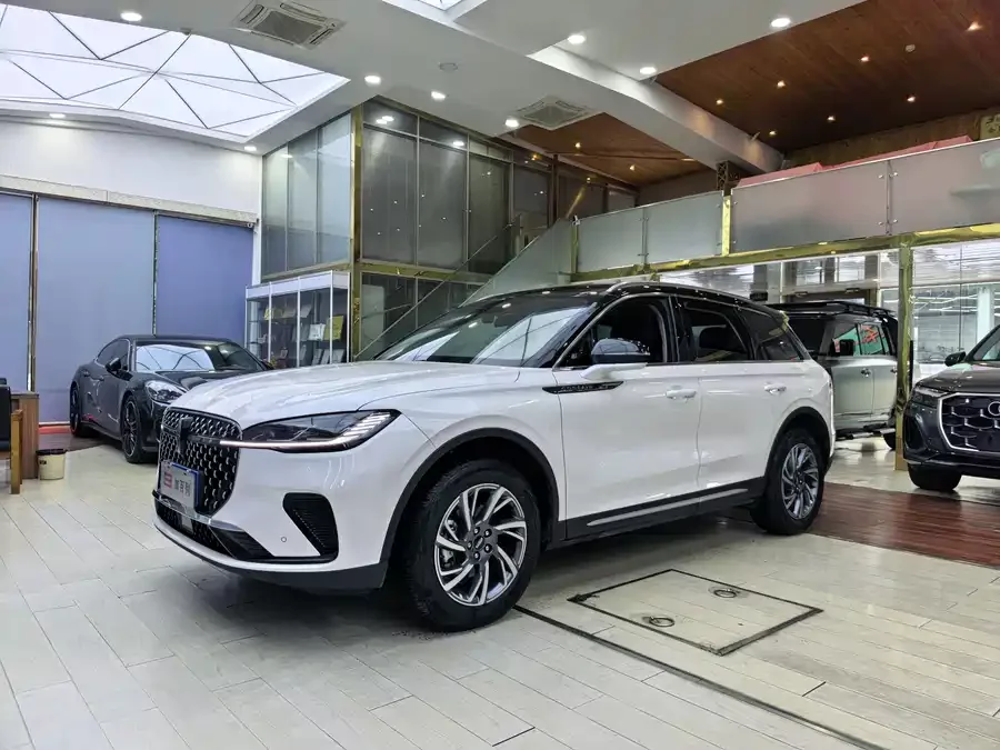 Lincoln Adventurer