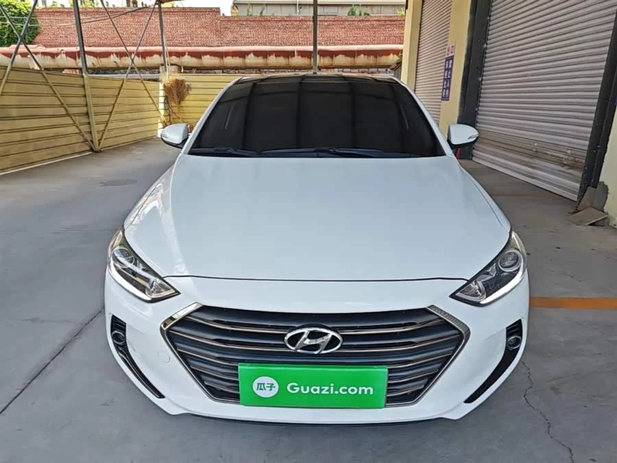 Hyundai elantra