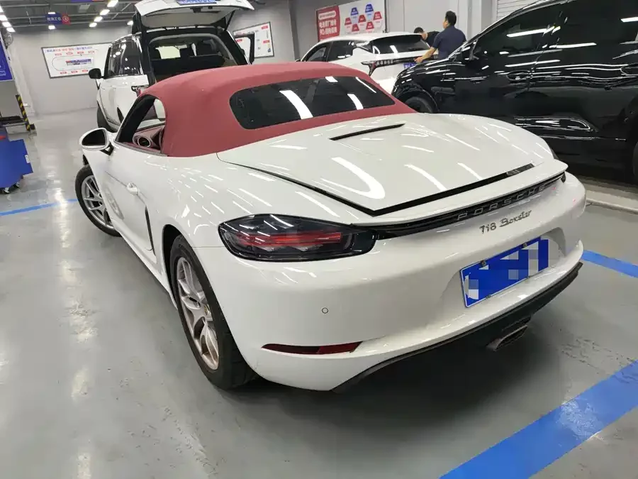 Porsche 718