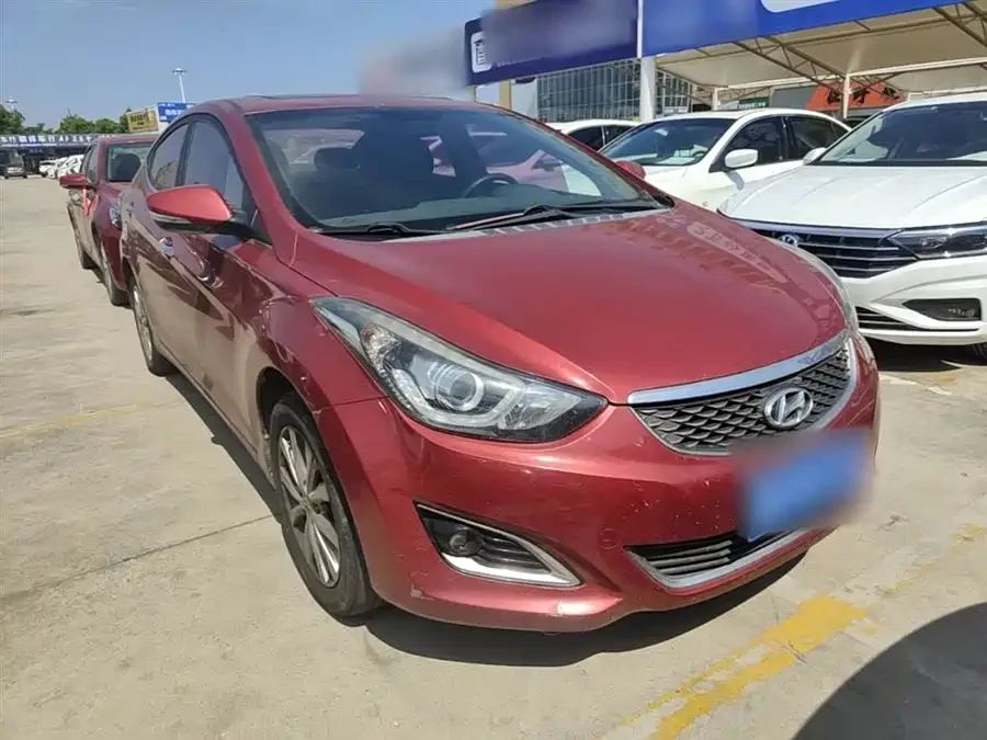 Hyundai Elantra