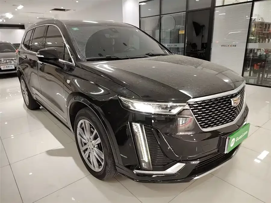 Cadillac XT6