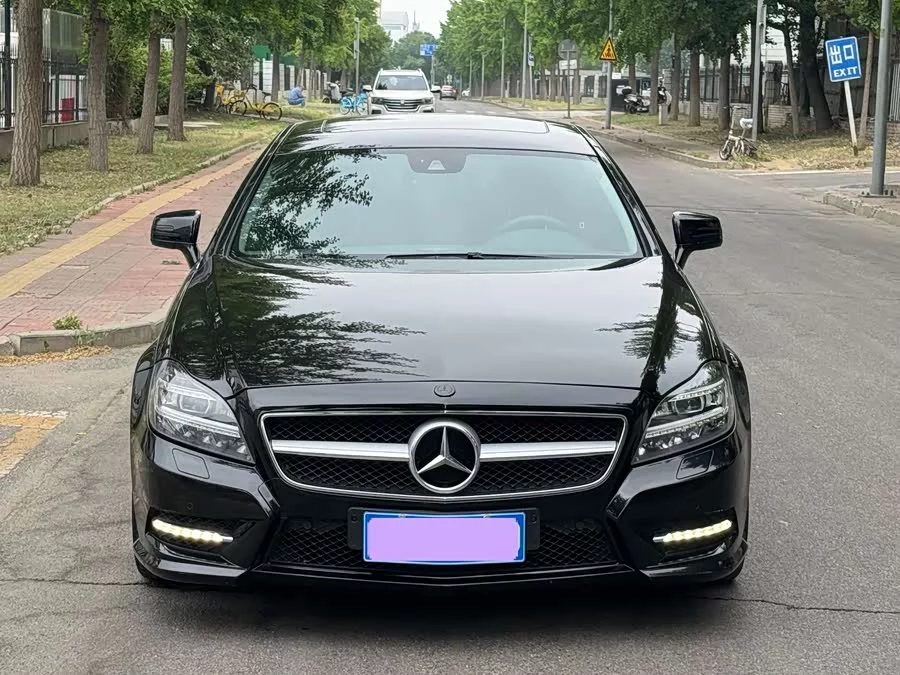 Mercedes Benz CLS