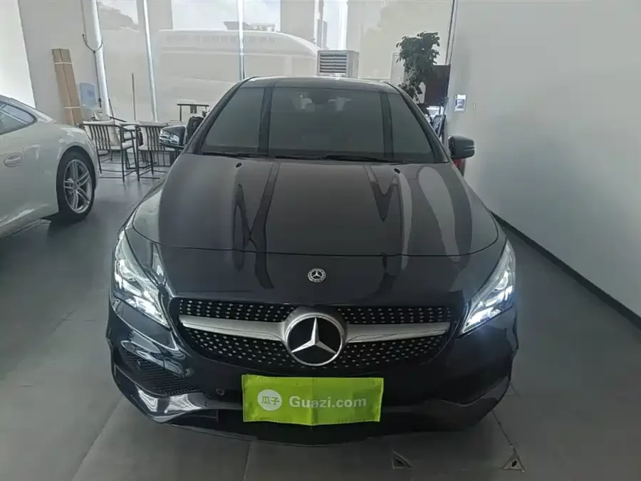 Mercedes-Benz CLA