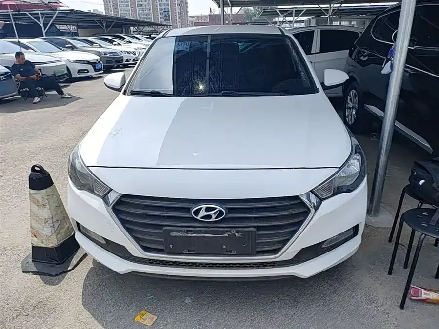 Hyundai Elantra / Celesta