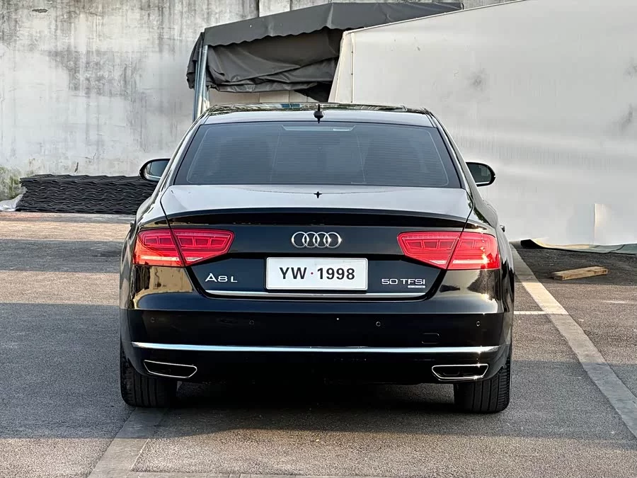 Audi A8