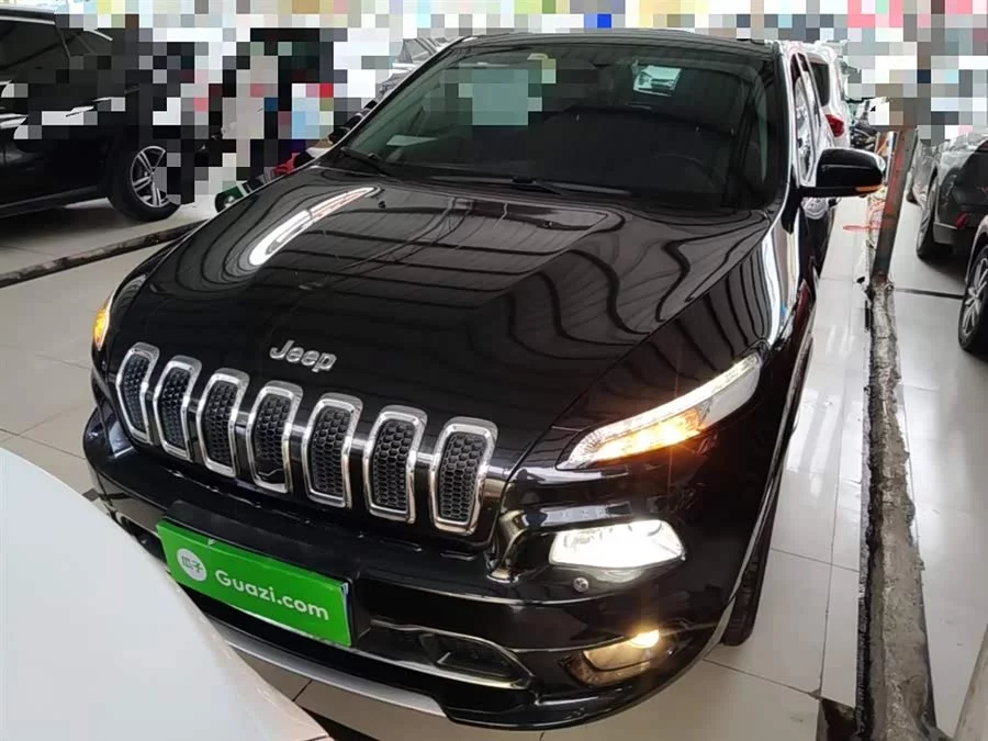 Jeep Cherokee