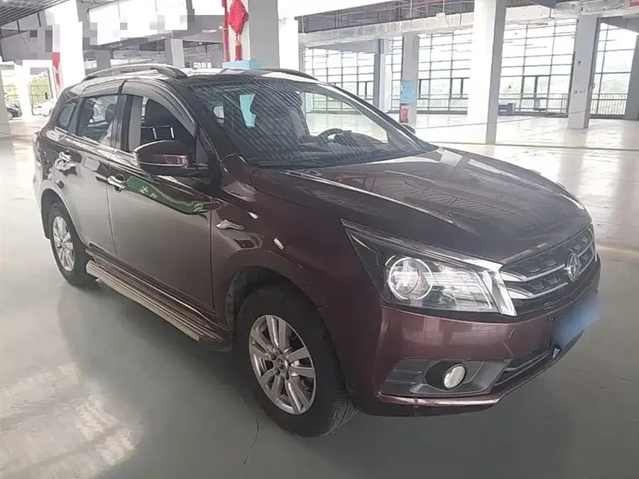 Venucia T70