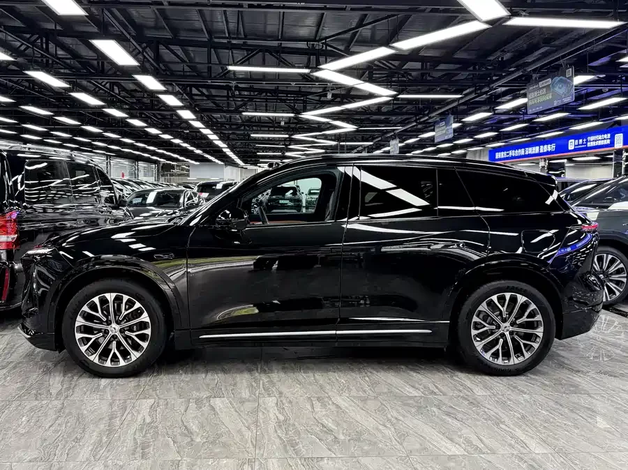 NIO ES6