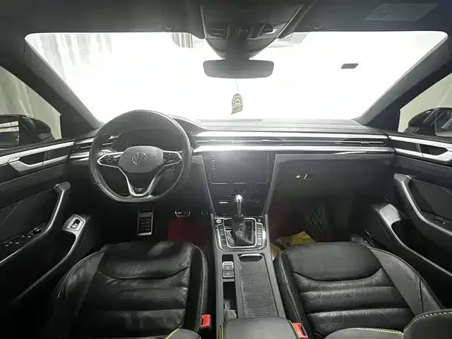 Volkswagen FAW- CC