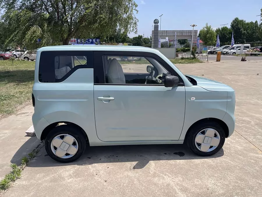 Geely Panda