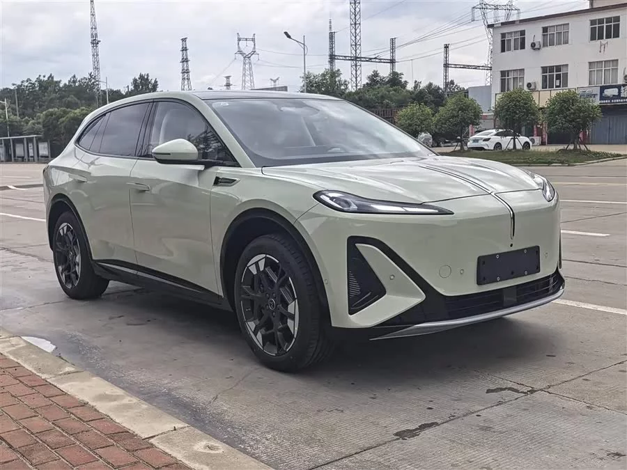 Hongqi Tiangong 06