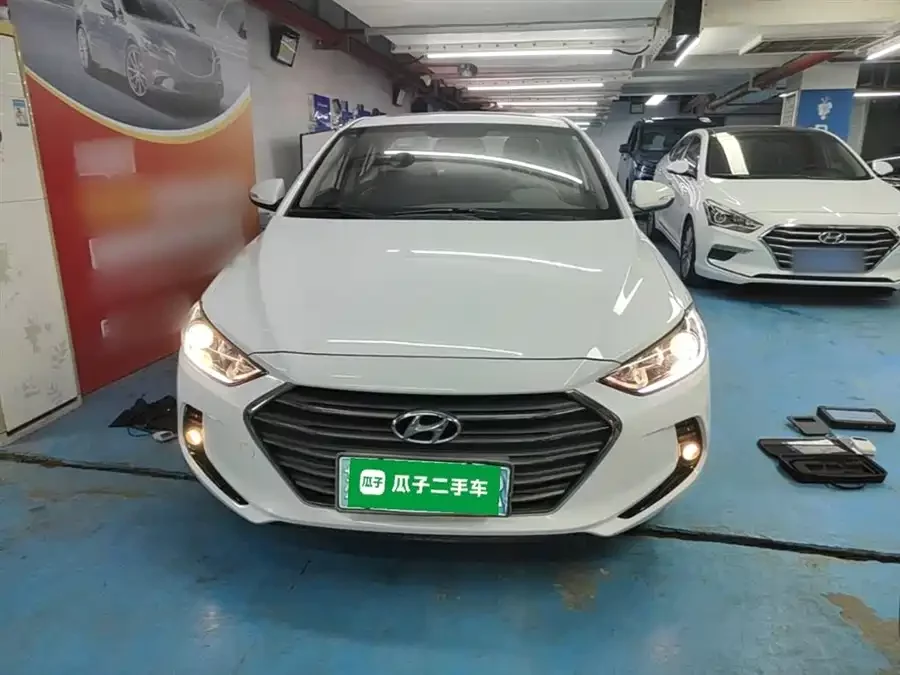 Hyundai elantra