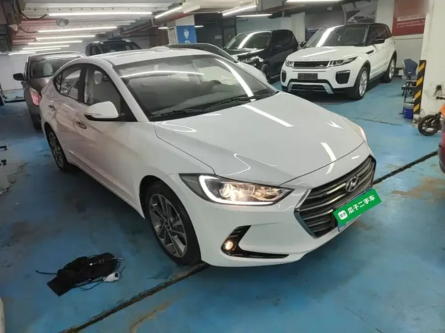 Hyundai elantra