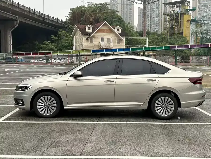 Volkswagen Lavida