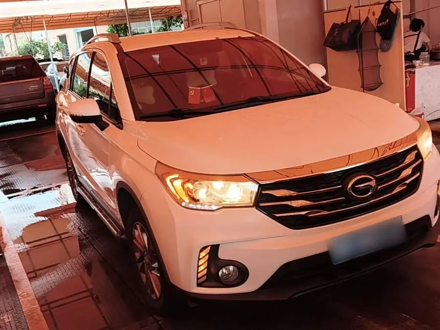 GAC Trumpchi GS4