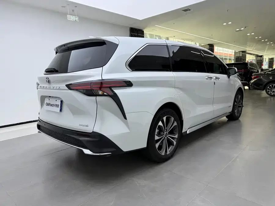 Toyota Granvia