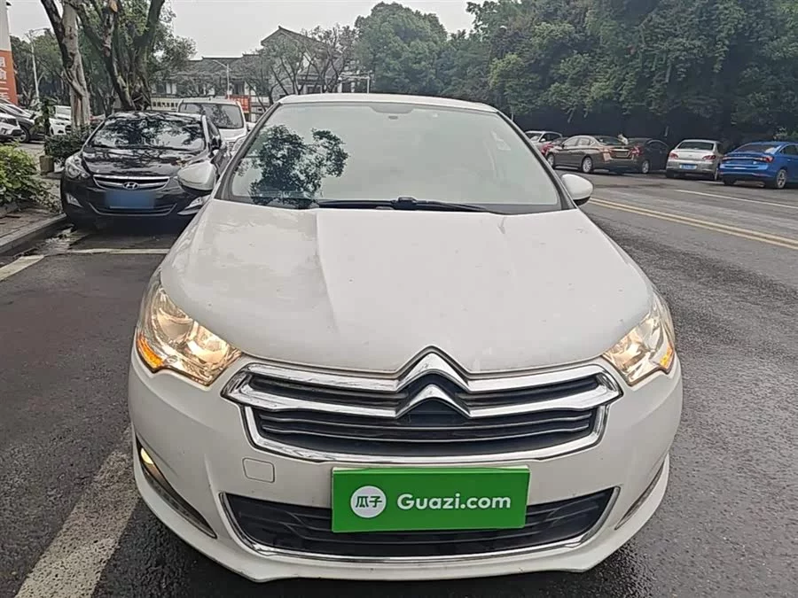 Citroën C4L
