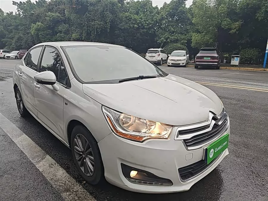 Citroën C4L