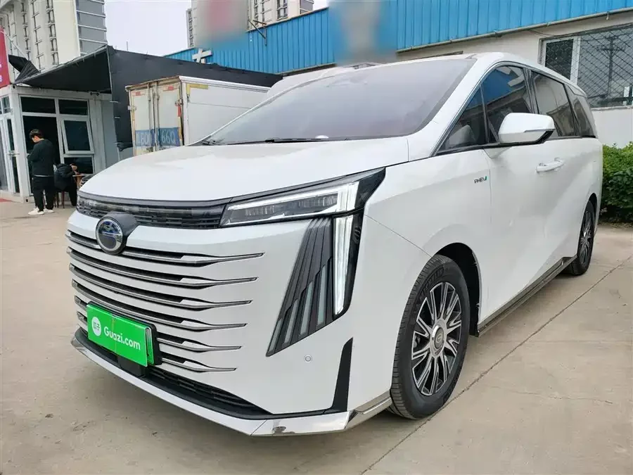GAC Trumpchi E9