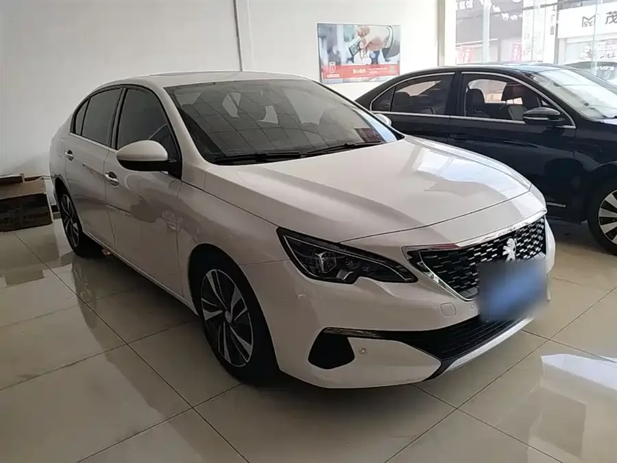Peugeot 408