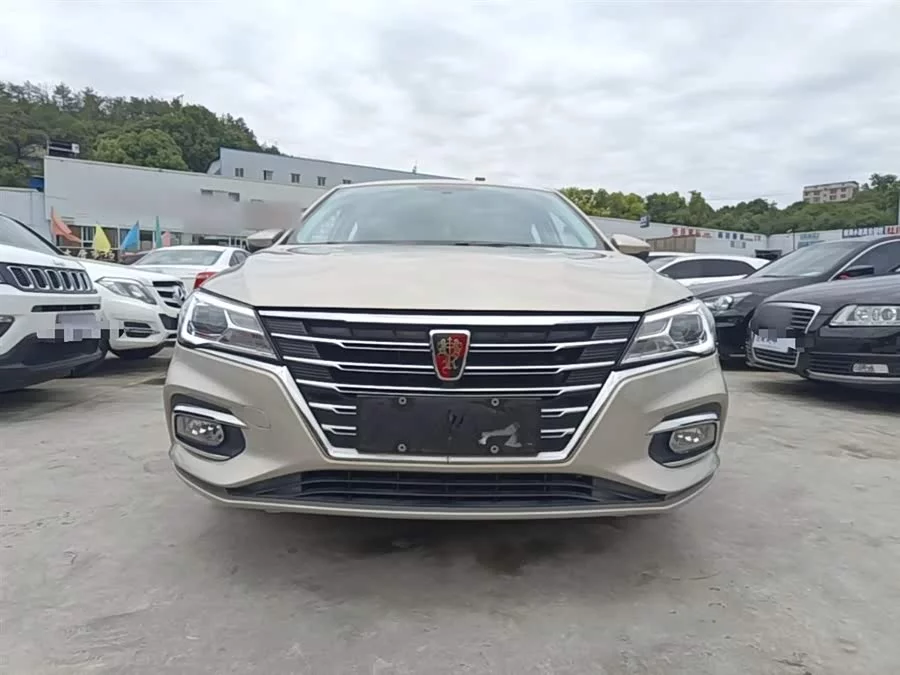 Roewe i5
