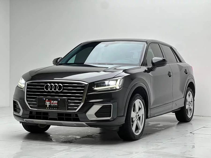 Audi Q2L