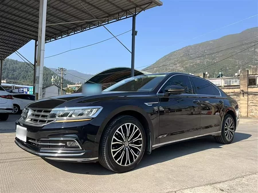 Volkswagen Phaeton / Phideon