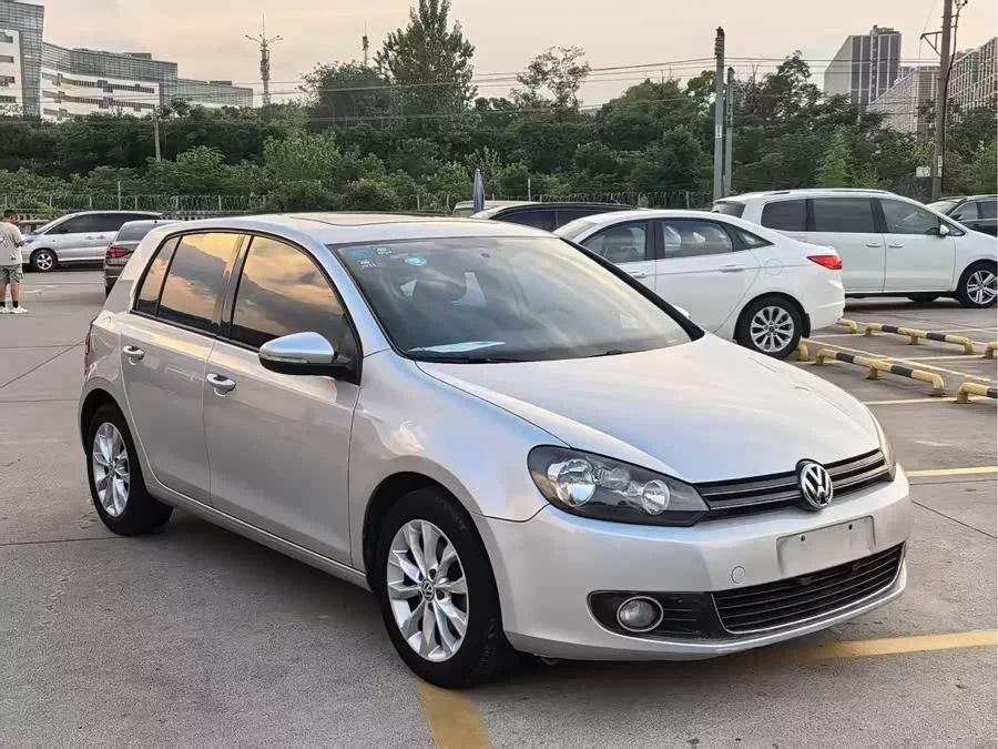 Volkswagen golf